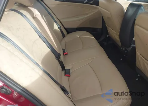 2013 Hyundai Sonata Limited z USA, uszkodzony, nr VIN 5NPEC4AC7DH674782